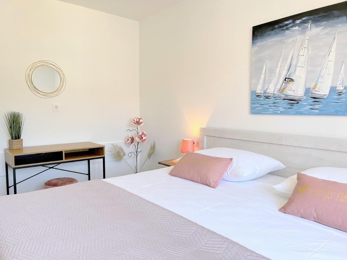 Rab City Apartment Greeny Ραμπ Εξωτερικό φωτογραφία