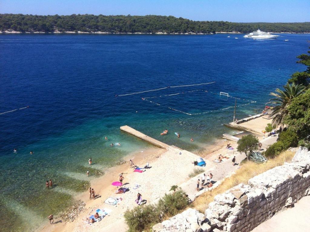 Rab City Apartment Greeny Ραμπ Εξωτερικό φωτογραφία
