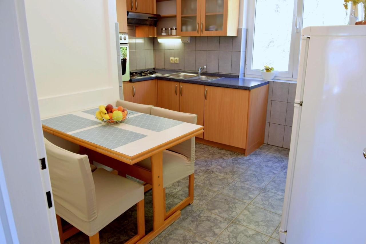 Rab City Apartment Greeny Ραμπ Εξωτερικό φωτογραφία